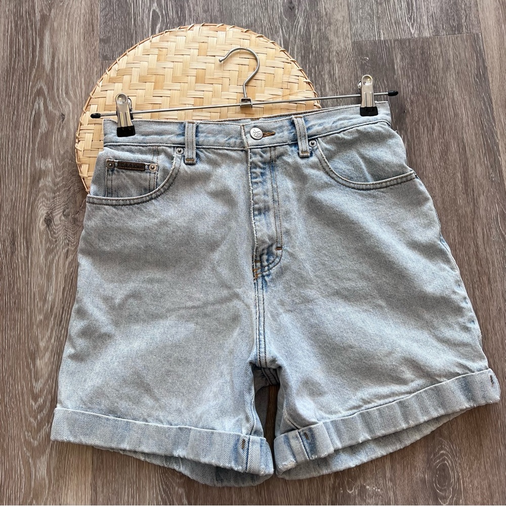 Vintage 90’s Calvin Klein mom Jean shorts high rise cuffed hem light wash